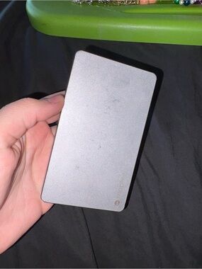 Slim Metallic Portable Charger Matte Gray - Mophie